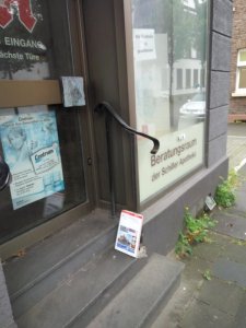 IMG_20160523_181735 Telefonbuch Vermüllung a