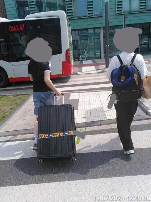 DVG hält auf Zebrastreifen, weil die Stadt bei Planungen nicht aufpasst