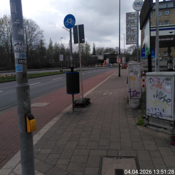 Nutzungspflichtiger Radweg an Mercatorstraße in Duisburg